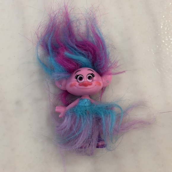 Troll doll set - 1 large and 4 small Dreamworks Hasbro - Picture 4 of 9